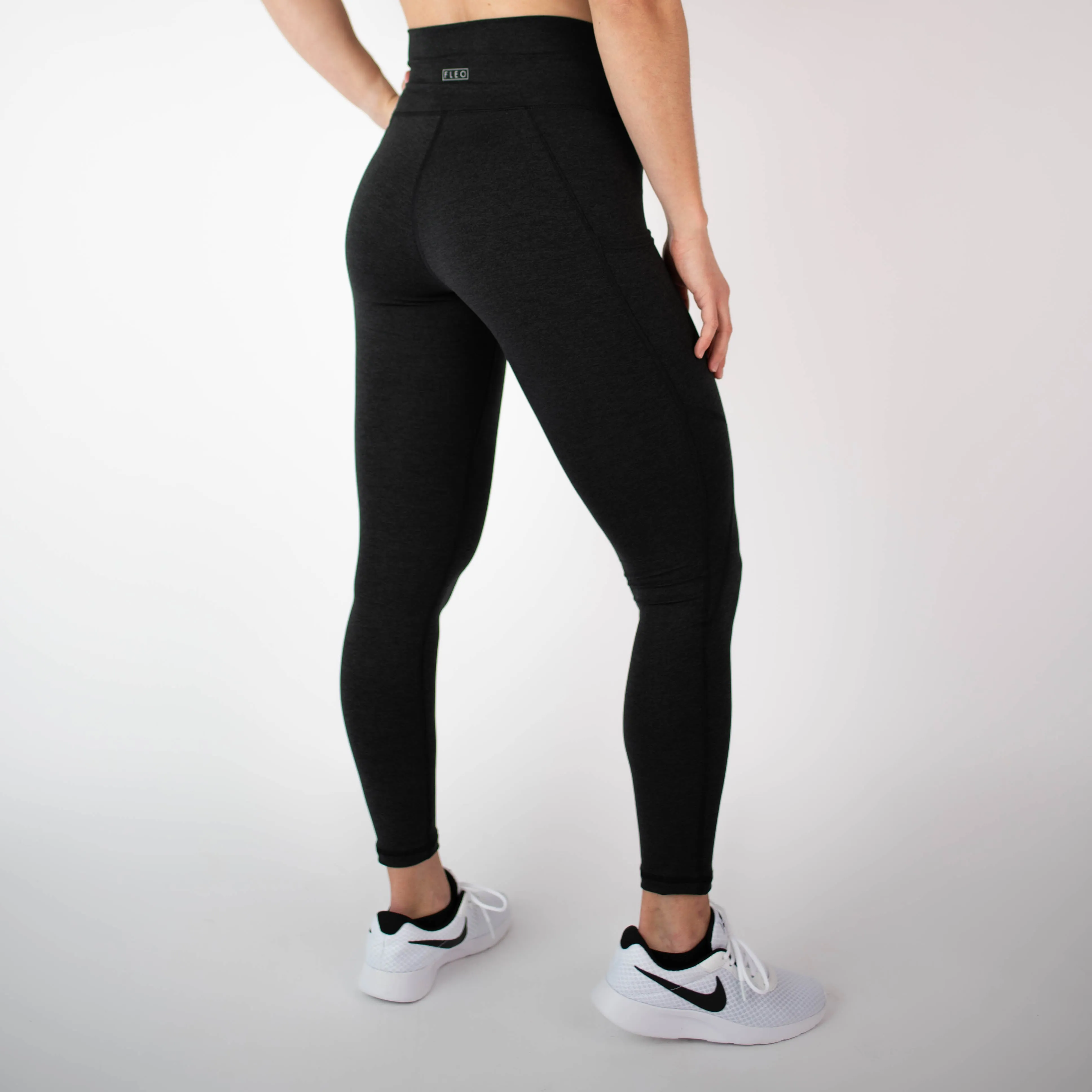 FLEO Reverie 25" Heather Black Leggings (Bounce)