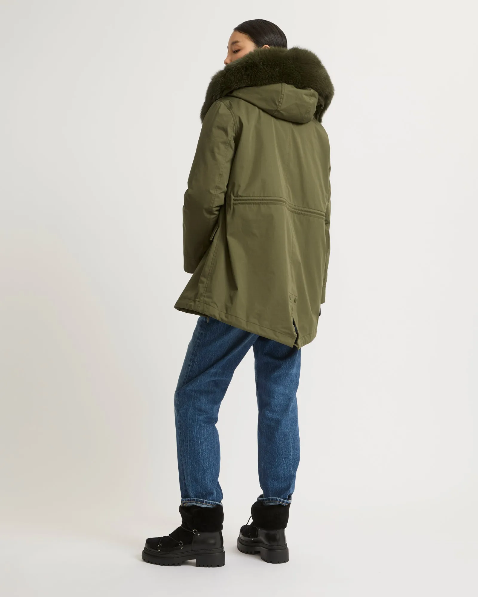 Parka courte en coton mélangé imperméable avec fourrure de renard et lapin