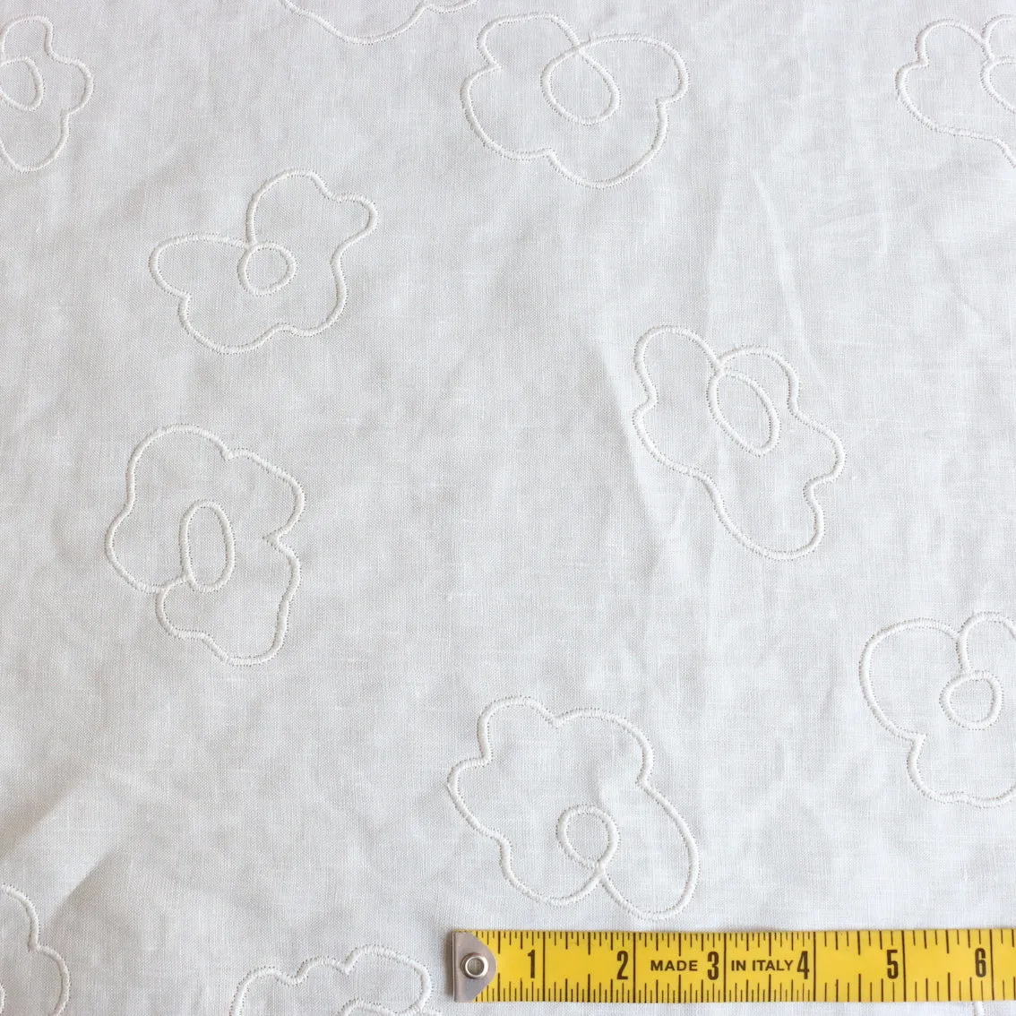 Peonia Lino - Emboidered Hanky Linen