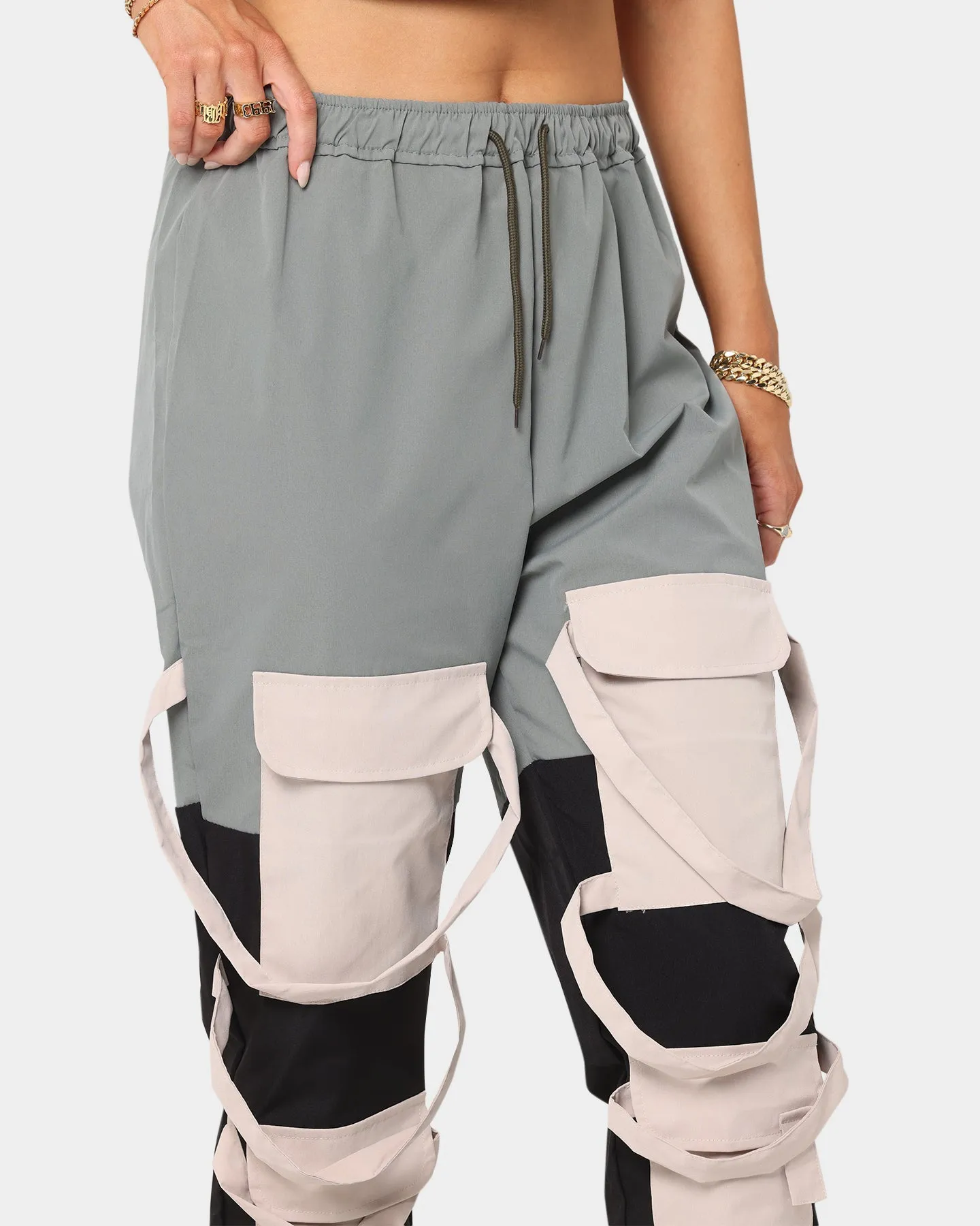 XXIII Women's Valentina Cargo Pants Khaki